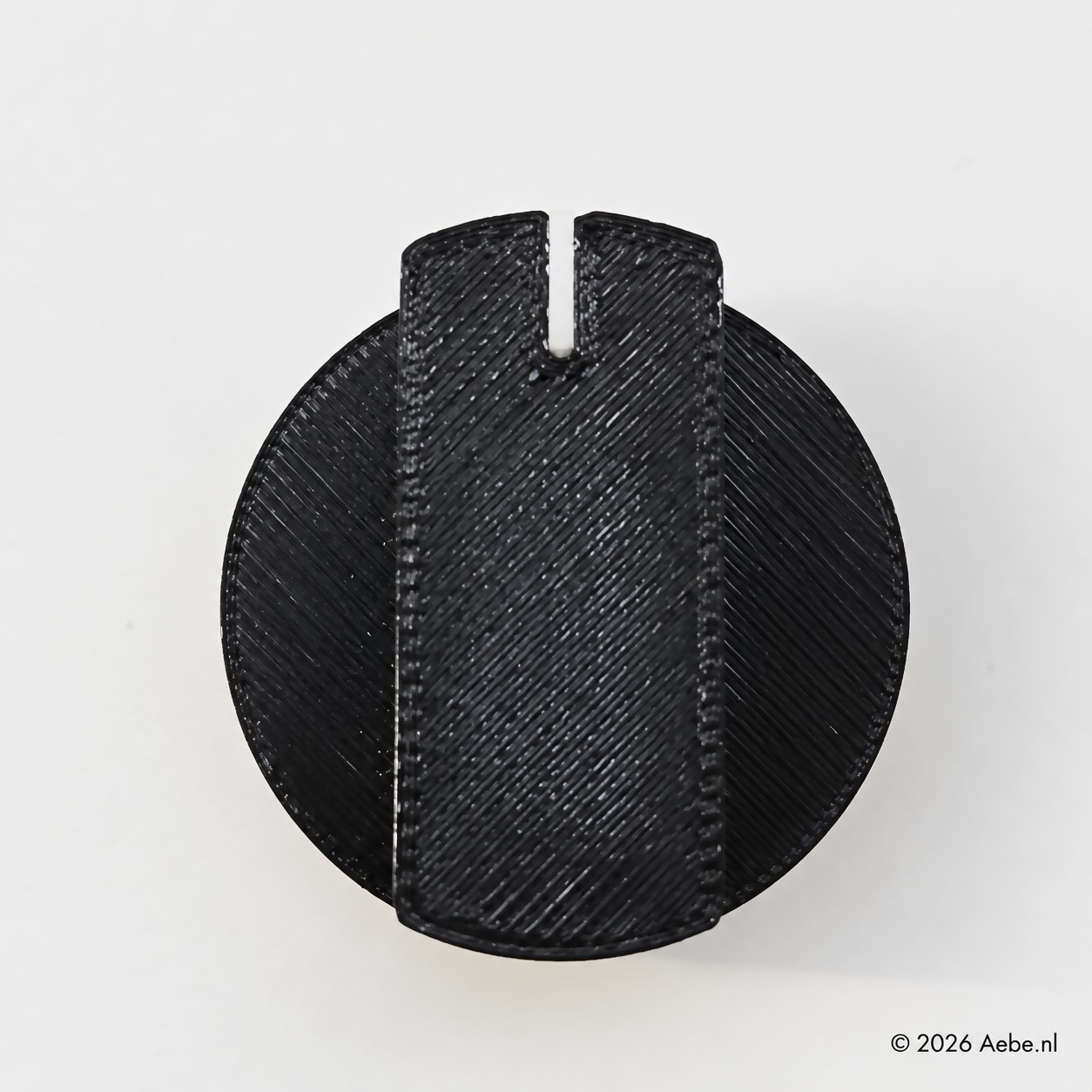 Replacement stove knob seen from the front